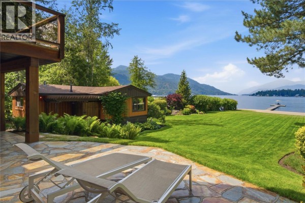 Bedroom - 102 Sandner Road, Christina Lake, BC V0H1E0 Photo 3