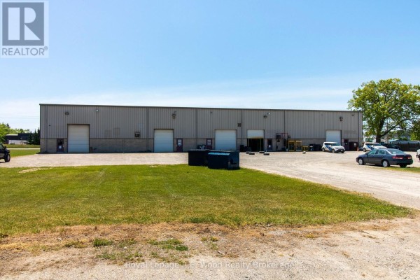 102 Spruce Street, Tillsonburg, ON N4G5V3 Photo 5