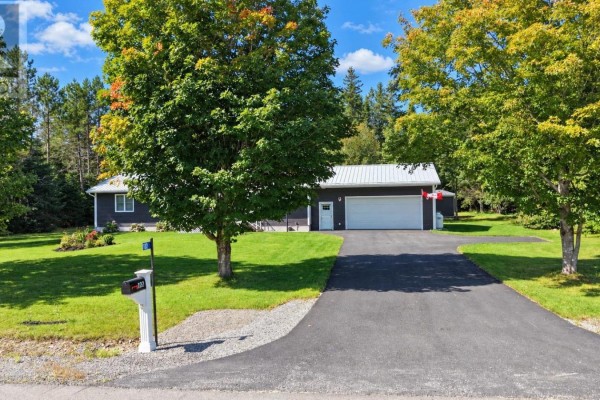 Kitchen - 102 West Side Middle River Road, Middle River, NS B0E1B0 Photo 2