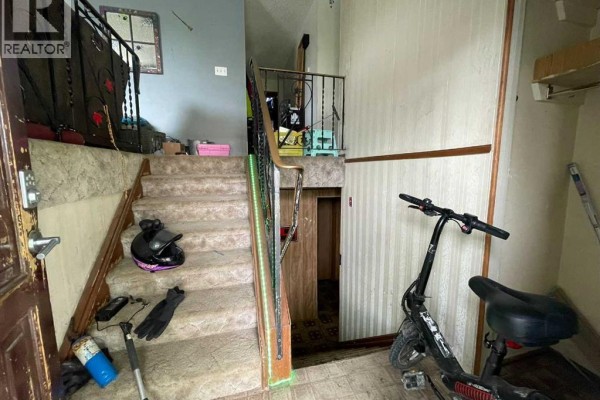 Dining room - 1020 1 Street W, Kindersley, SK S0L1S0 Photo 3
