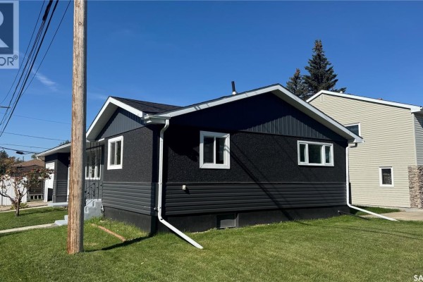 1020 9th Avenue E, Regina, SK, photo 3
