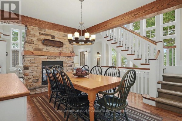 Kitchen - 1020 Birch Glen Maple Cottage Week 5 Road, Lake Of Bays, ON P0B1A0 Photo 4