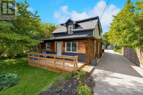 Family room - 1020 Ewart Street, Innisfil, ON L0L1C0 Photo 3