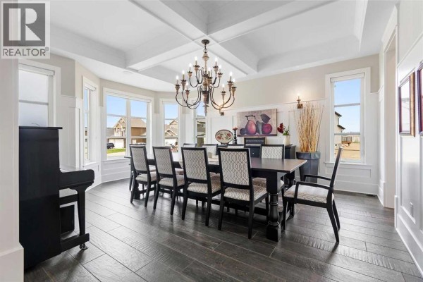 Foyer - 10201 67 Avenue, Grande Prairie, AB T8W0K7 Photo 4