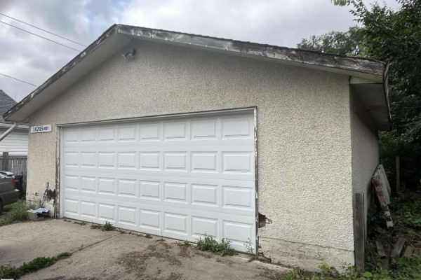 10205 92 St Nw, Edmonton, AB T5H1T2 Photo 5
