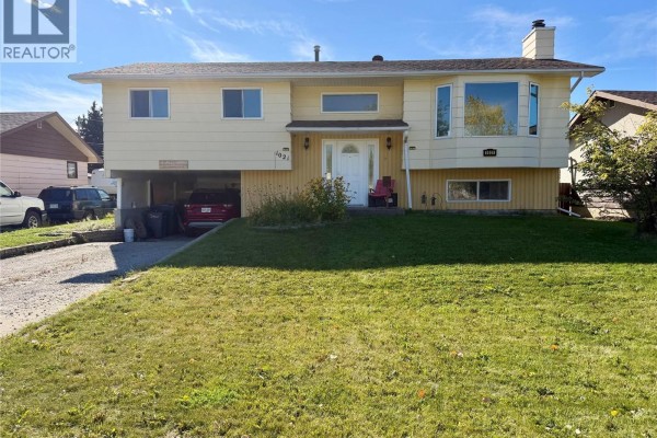 1021 92 Avenue, Dawson Creek
