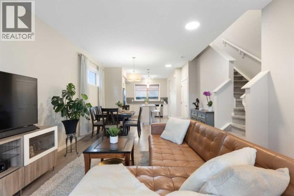 2pc Bathroom - 1021 Mahogany Boulevard Se, Calgary, AB T3M3E4 Photo 4