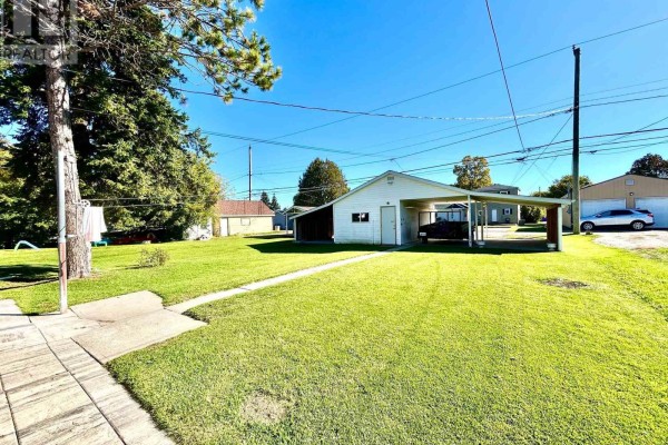 Office - 1021 Third Street E, Fort Frances, ON P9A1S3 Photo 5