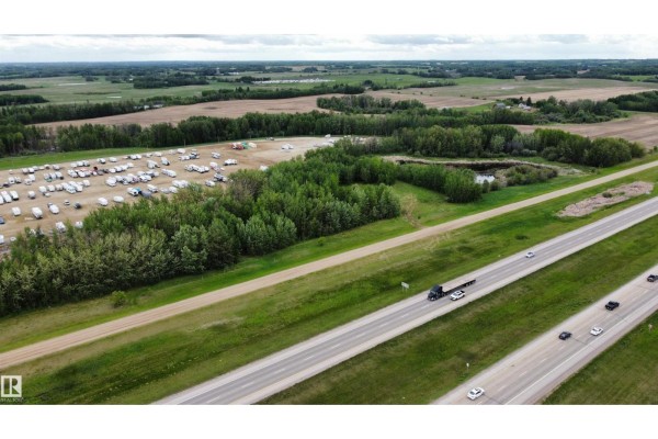 1021 Township Rd 532, Rural Parkland County, AB T7Z1R1 Photo 4