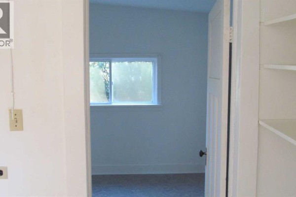 10214 100 Street, Hythe, AB T0H2C0 Photo 5