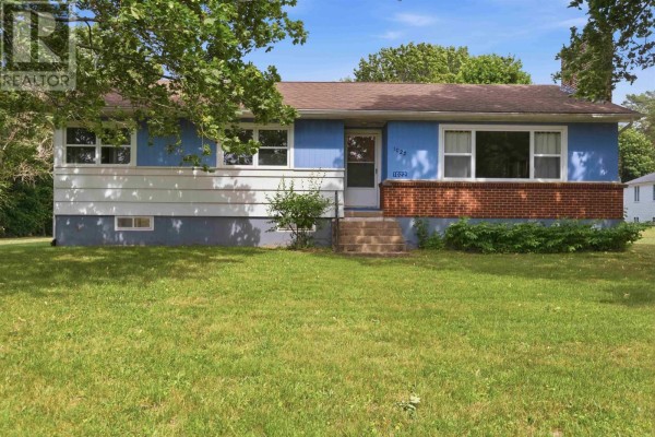 Living room - 1022 Middle Dyke Rd, Upper Canard, NS B0P1J0 Photo 3