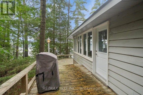 1022 Two Dogs Lane, Algonquin Highlands, ON, photo 3