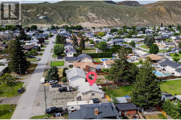 1023 Laroque Street, Kamloops, BC, photo 2