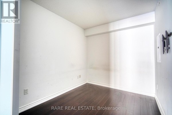 Kitchen - 1024 - 386 Yonge Street, Toronto, ON M6B0A5 Photo 3