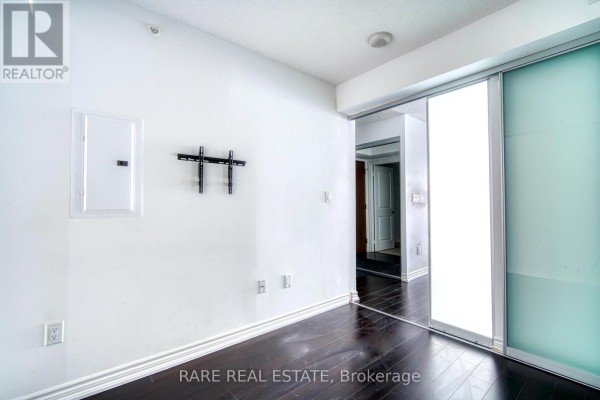 Bedroom 2 - 1024 - 386 Yonge Street, Toronto, ON M6B0A5 Photo 5