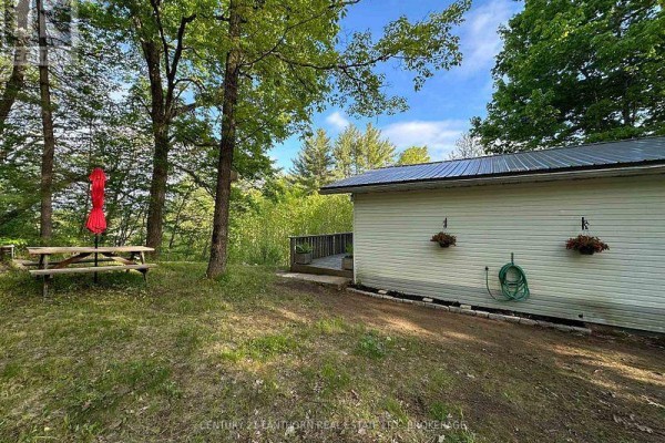 1024 Harrington Lane, Frontenac, ON, photo 2