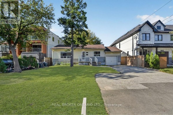 1024 Roosevelt Road, Mississauga