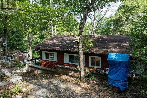 1024 See Drive, Central Frontenac, ON K0H1B0 Photo 3
