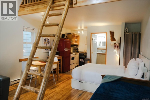 1024 Tyee Terr, Ucluelet, BC V0R3A0 Photo 3