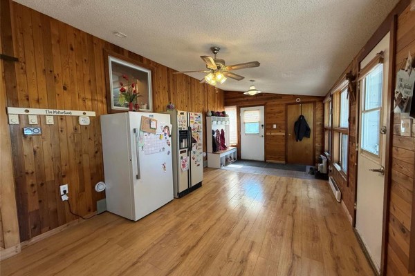 4pc Bathroom - 1025 Burrows Road N, Mccreary, MB R0J1B0 Photo 5