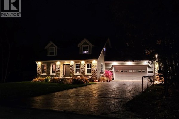 Bonus Room - 1025 Tamarack, Bathurst, NB E2A4G1 Photo 5