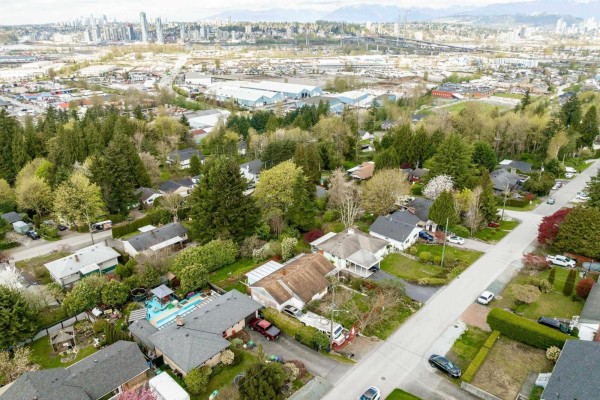 10259 124a Street, Surrey, BC V3V4W7 Photo 3