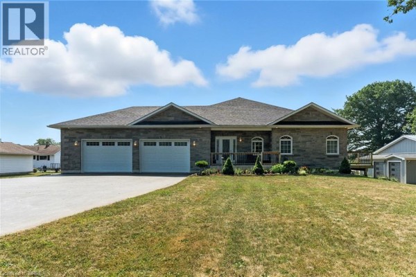 1026 Front Road, St  Williams, ON, photo 3