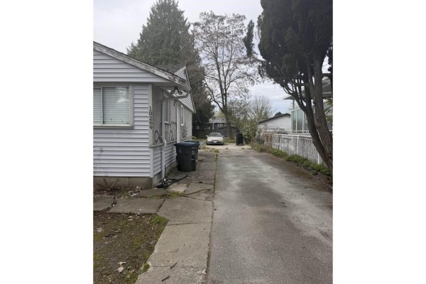 10269 132 Street, Surrey, BC V3T3T8 Photo 5