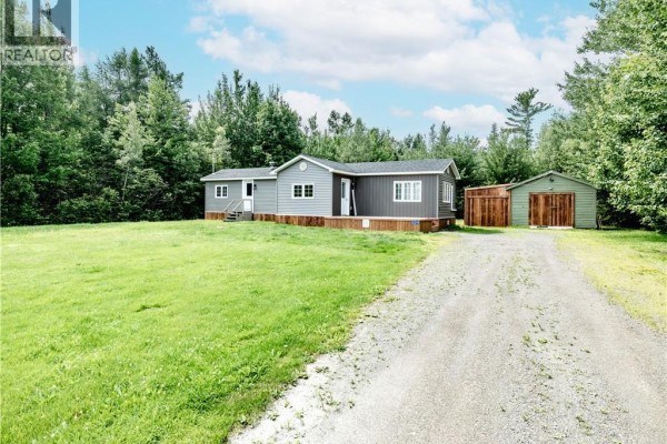Bedroom - 10274 Route 134, Saint Louis De Kent, NB E4X2K9 Photo 2