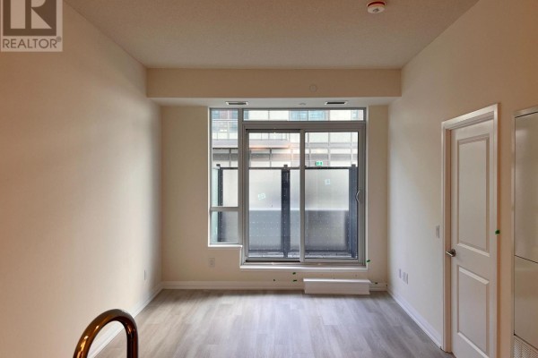 Den - 1028 - 3270 Sheppard Avenue E, Toronto, ON M1T3K3 Photo 5