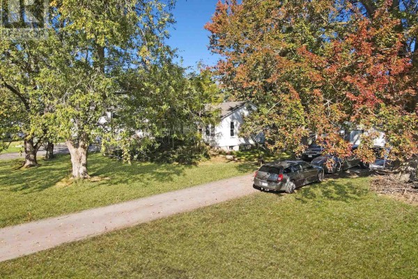 1028 Garrison Road, Fort Erie, ON L2A1N9 Photo 3