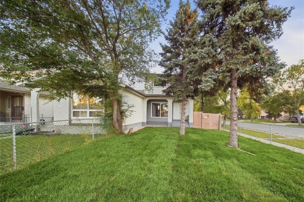 Primary Bedroom - 1028 Mcleod Avenue, Winnipeg, MB R2G3G4 Photo 3