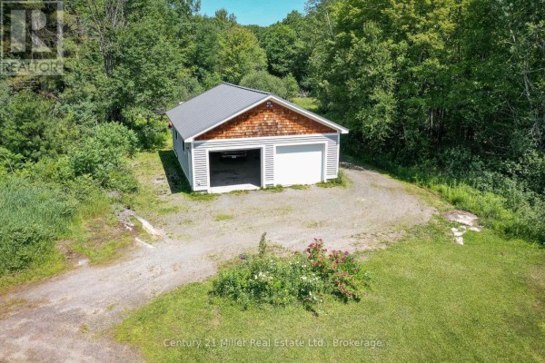 Bathroom - 1028 Medora Lake Road, Muskoka Lakes, ON P0B1J0 Photo 4