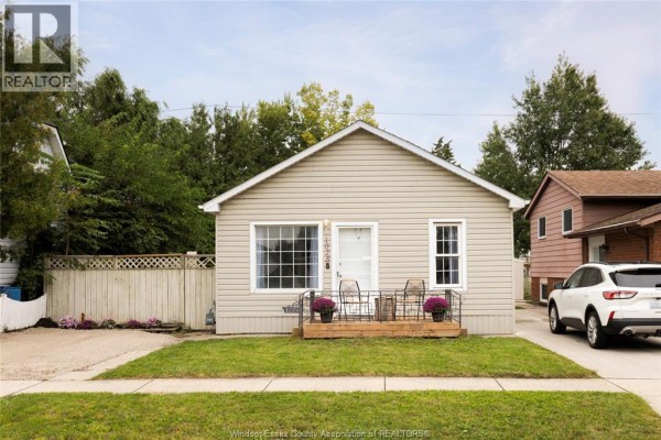 1028 Reedmere Rd, Windsor