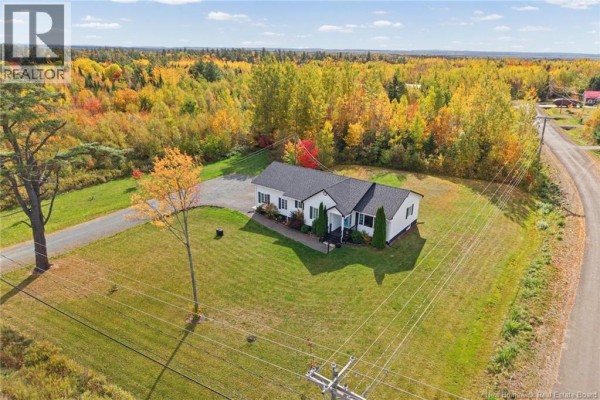 Family room - 1028 Route 10, Noonan, NB E3A7E6 Photo 3
