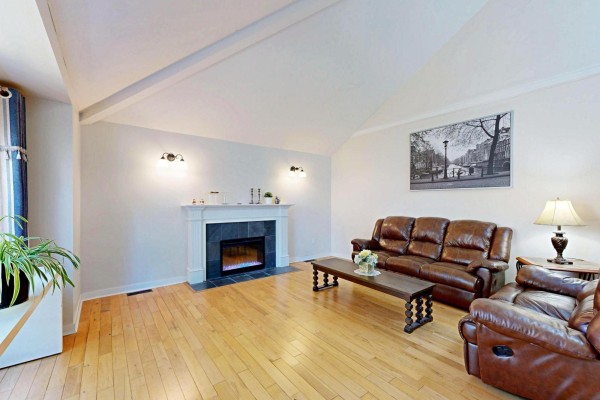 10285 167 Street, Surrey, BC V4N1Z2 Photo 4