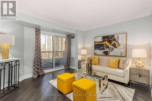 Primary Bedroom - 1029 - 15 Northtown Way, Toronto, ON M2N7A2 Photo 4