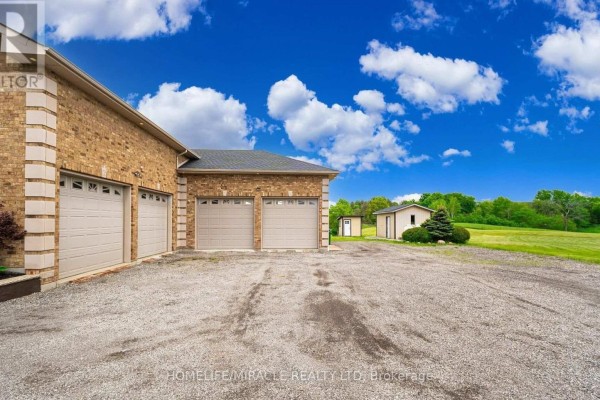Family room - 1029 Concession 3 Road, Adjala Tosorontio, ON L0N1P0 Photo 3