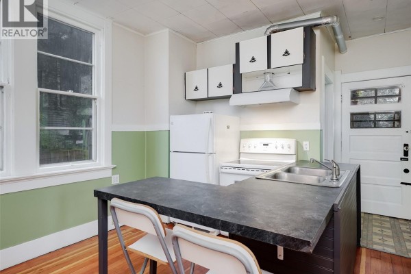 Kitchen - 1029 Queens Ave, Victoria, BC V8T1M7 Photo 5