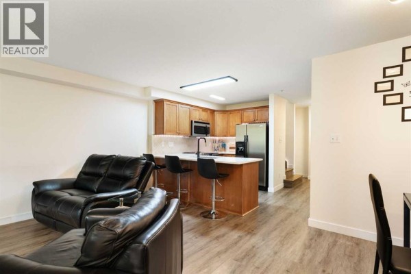 Dining room - 103, 2422 Erlton Street Sw, Calgary, AB T2S3B6 Photo 2