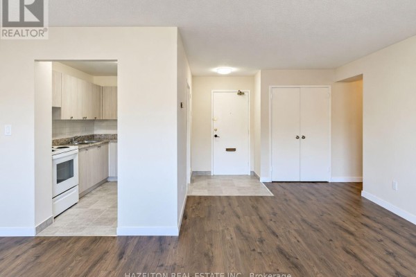 103 - 1665 Bloor Street E, Mississauga, ON L4X1S4 Photo 2