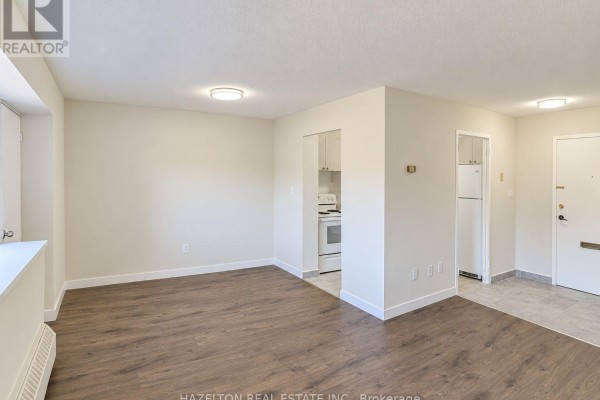 103 - 1665 Bloor Street E, Mississauga, ON L4X1S4 Photo 4