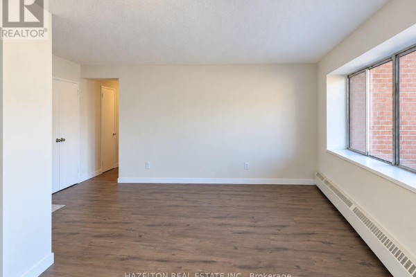 103 - 1665 Bloor Street E, Mississauga, ON L4X1S4 Photo 5