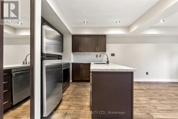 103 - 21 Earl Street, Toronto, ON M4Y3C8 Photo 5