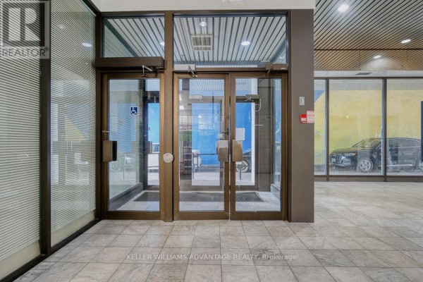 103 - 302 Spadina Avenue, Toronto, ON M5T2E7 Photo 3