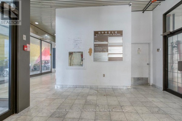 103 - 302 Spadina Avenue, Toronto, ON M5T2E7 Photo 5