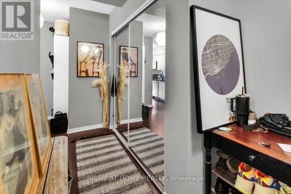 Primary Bedroom - 103 - 38 Joe Shuster Way, Toronto, ON M6K0A5 Photo 2