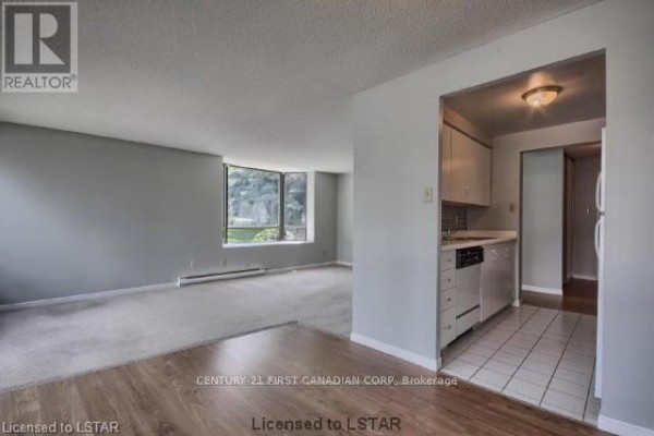 Family room - 103 - 570 Proudfoot Lane, London North, ON N6H4Z1 Photo 4