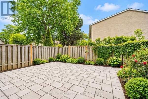 Eating area - 103 - 65 Rameau Drive, Toronto, ON M2H1T6 Photo 4