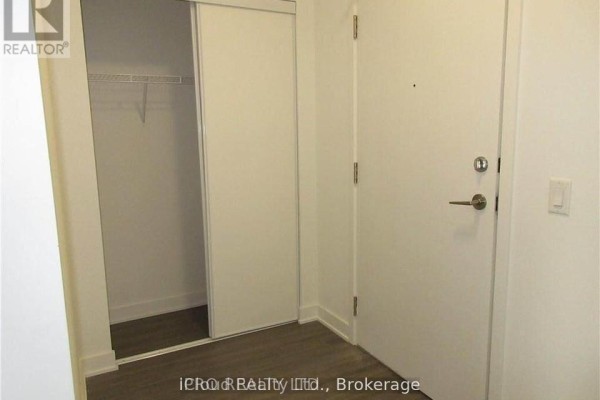 Kitchen - 103 - 681 Yonge Street, Barrie, ON L9J0K1 Photo 2